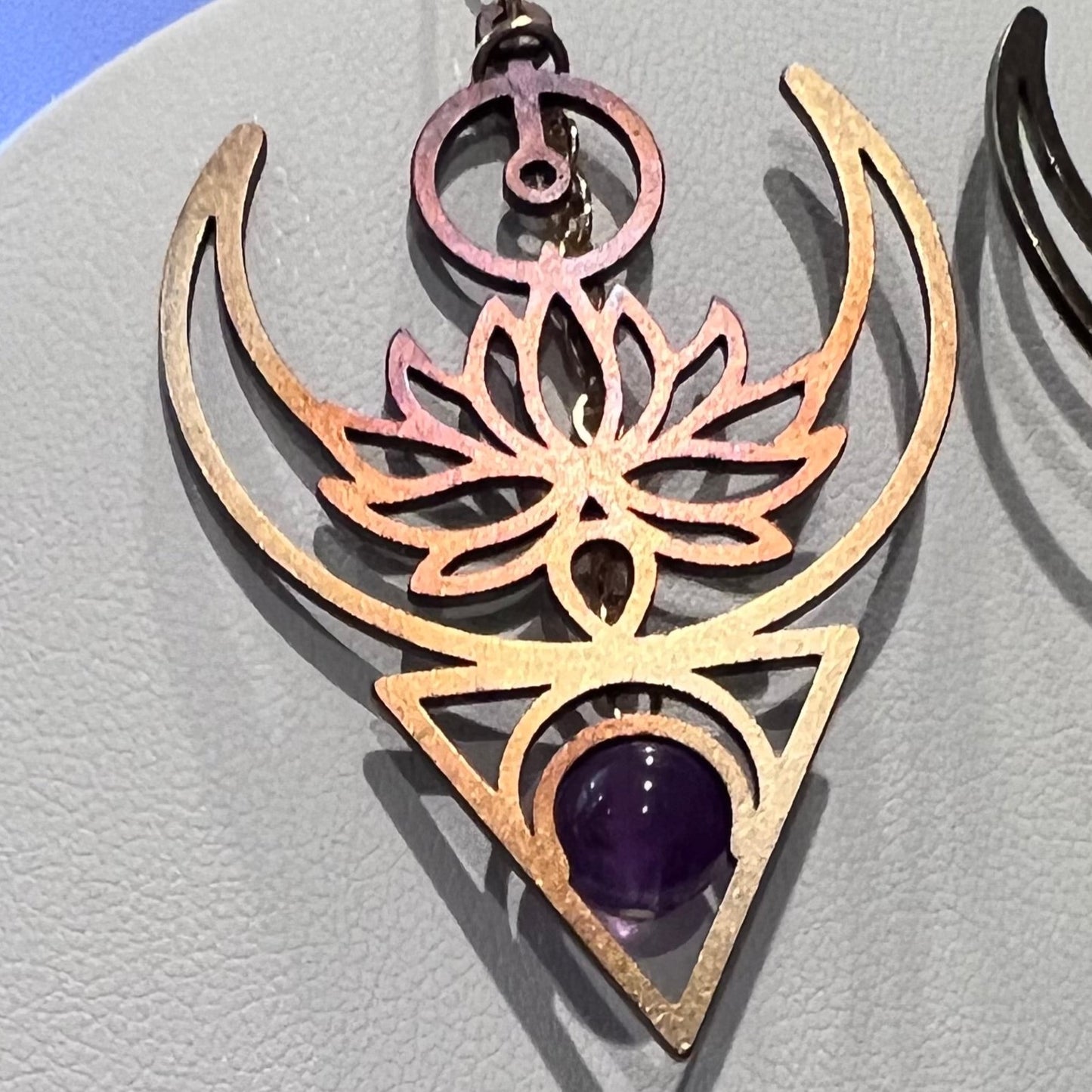 Necklace: Artistic Flair