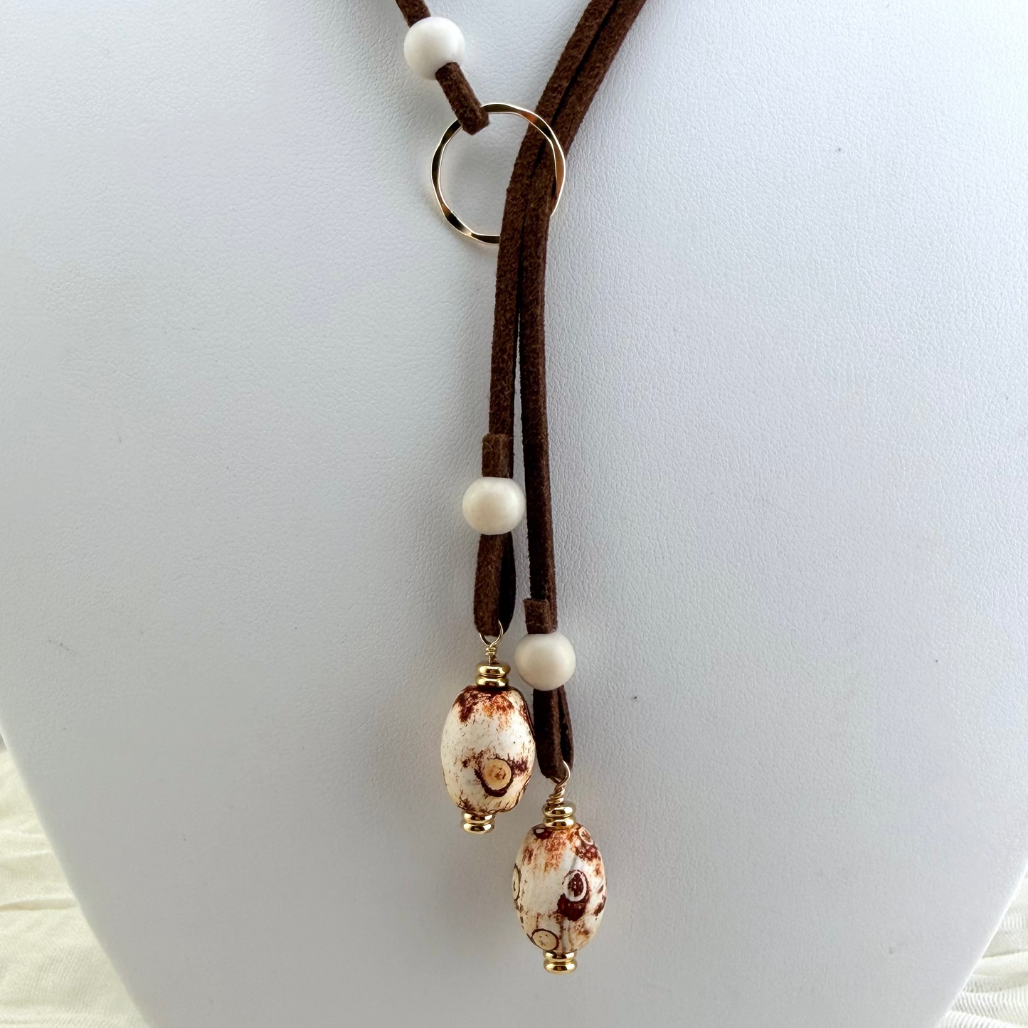 Tibetan Lariat