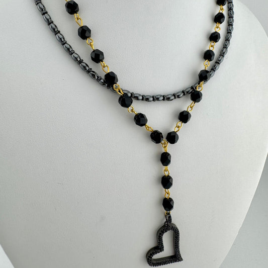 Necklace: Black beauties!