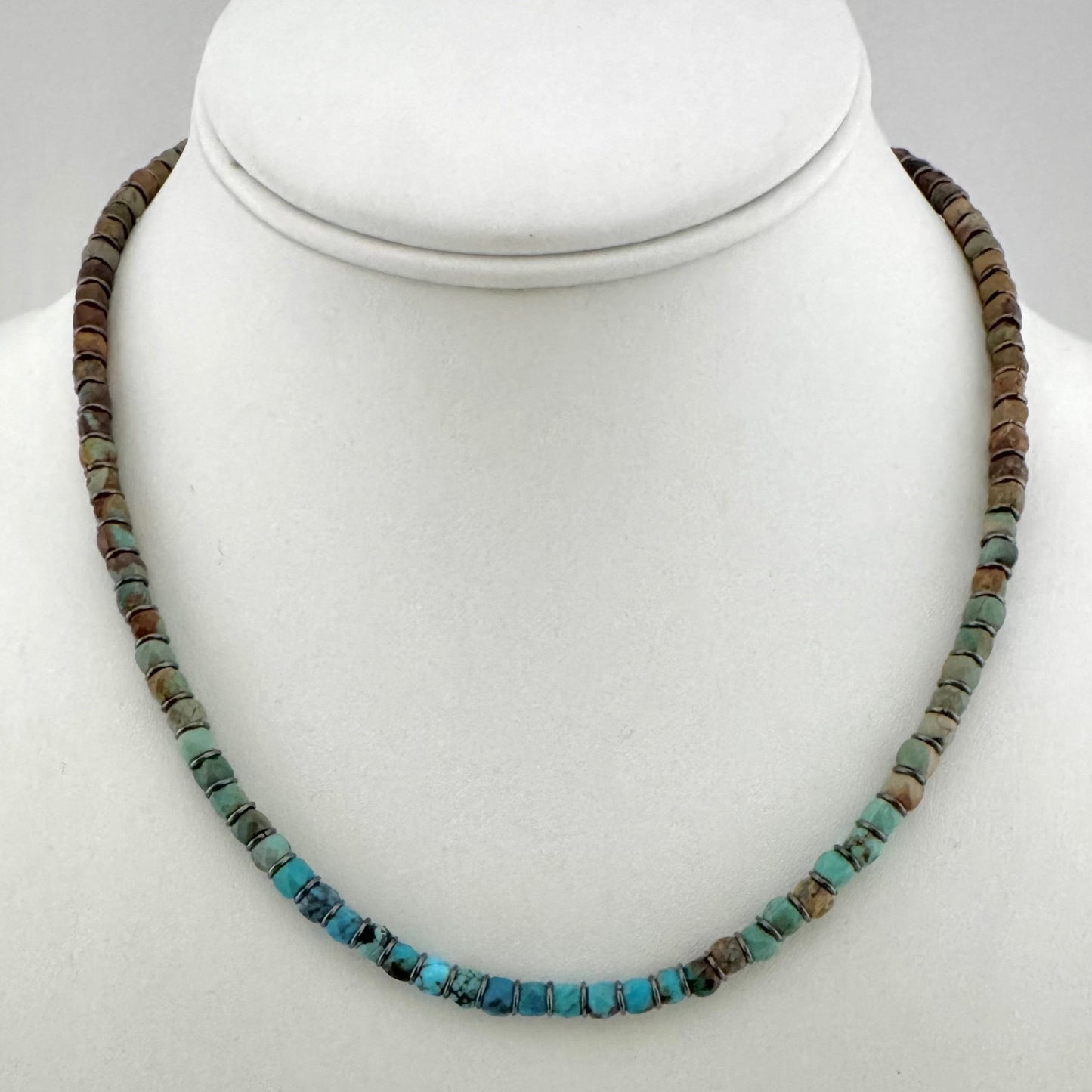 Necklace: Gemstone Turquoise Ombre