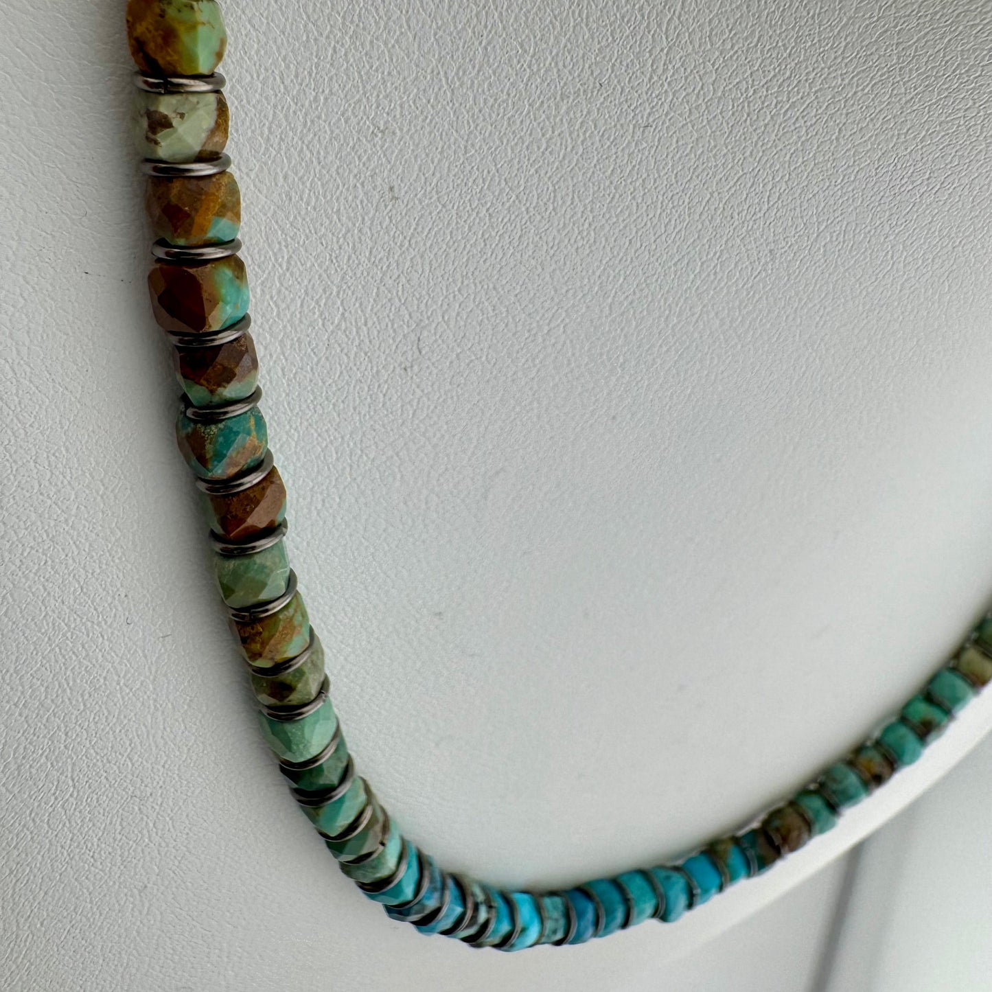 Necklace: Gemstone Turquoise Ombre